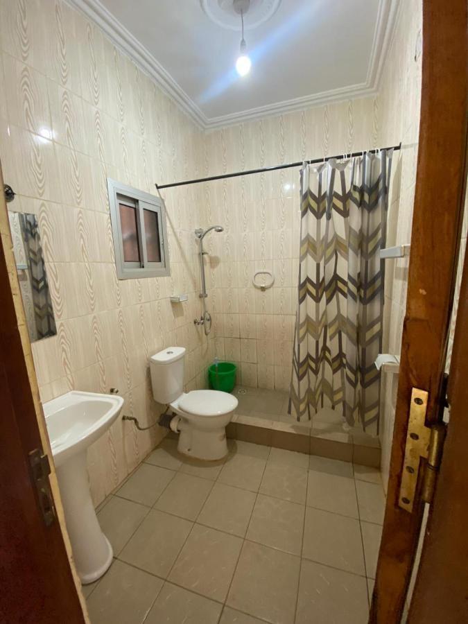 Britannia Hotel Cmr Яунде Экстерьер фото